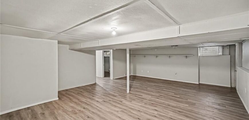 10710 N Grand Avenue, Kansas City, MO 64155
