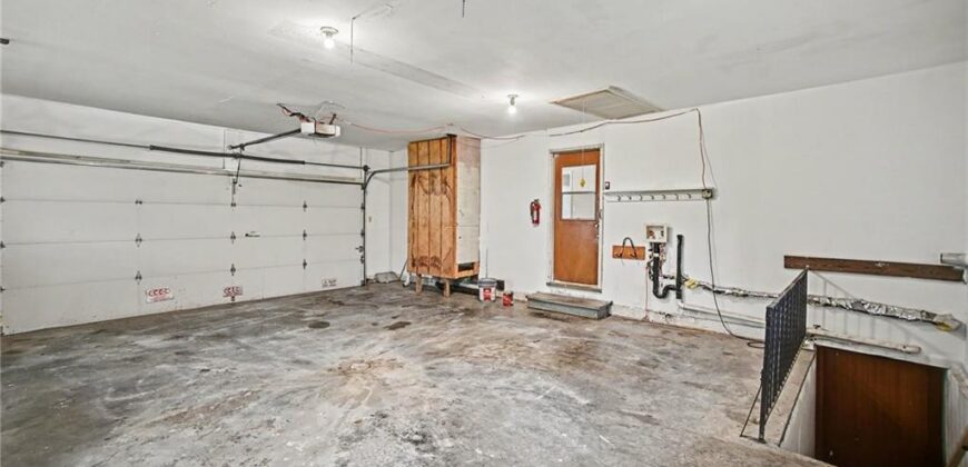 10710 N Grand Avenue, Kansas City, MO 64155