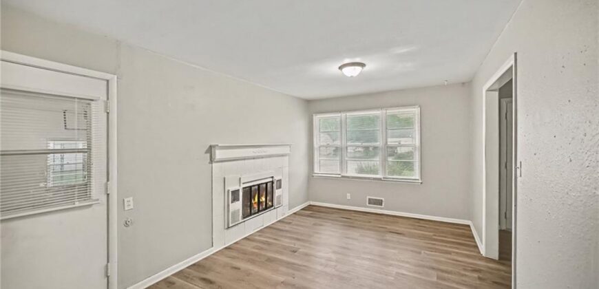 10710 N Grand Avenue, Kansas City, MO 64155