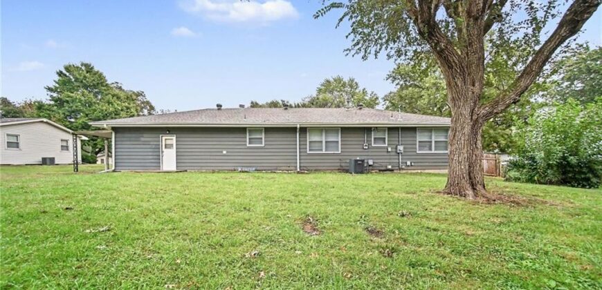 10710 N Grand Avenue, Kansas City, MO 64155