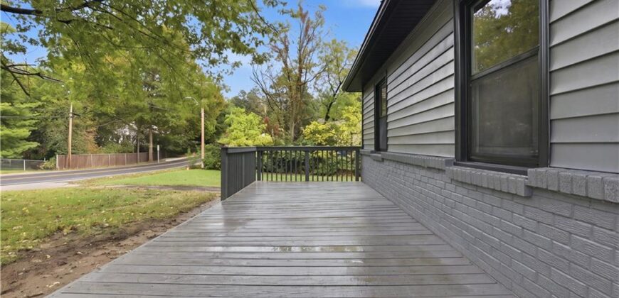 2919 NE Russell Road, Kansas City, MO 64117