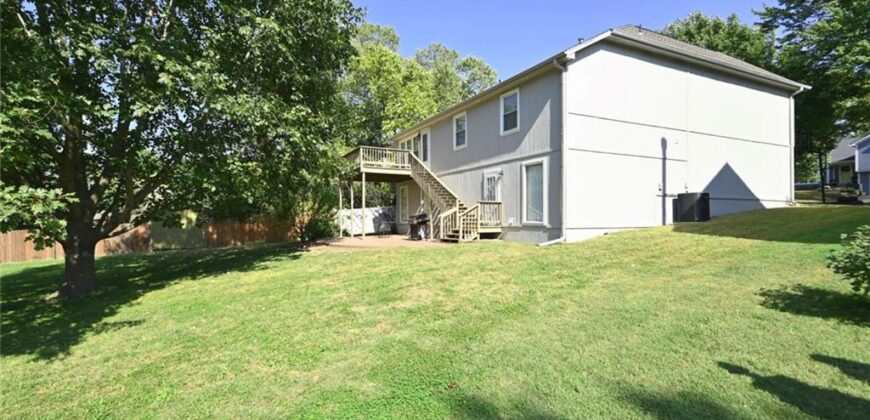 8516 N Winan Avenue, Kansas City, MO 64153
