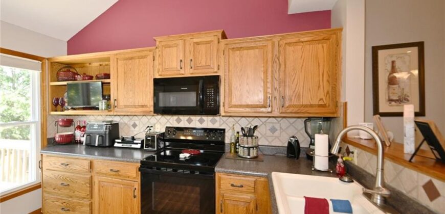 8516 N Winan Avenue, Kansas City, MO 64153