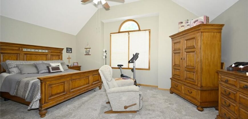 8516 N Winan Avenue, Kansas City, MO 64153