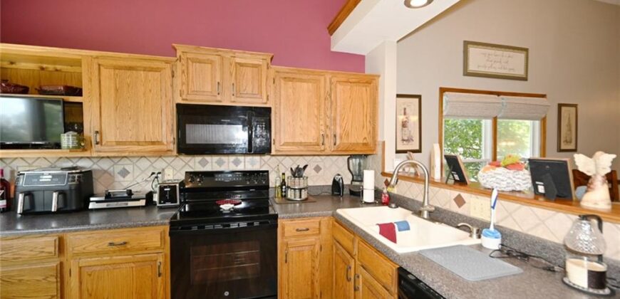 8516 N Winan Avenue, Kansas City, MO 64153