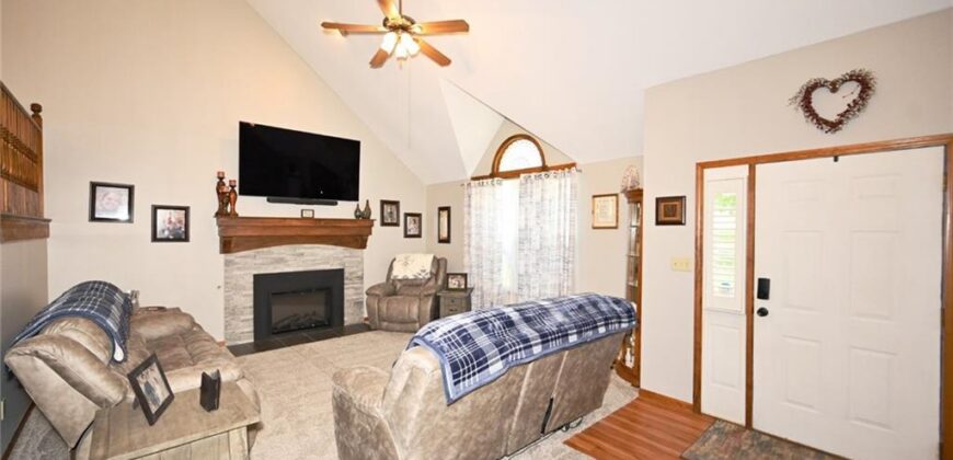 8516 N Winan Avenue, Kansas City, MO 64153