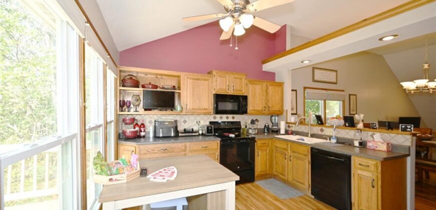 8516 N Winan Avenue, Kansas City, MO 64153