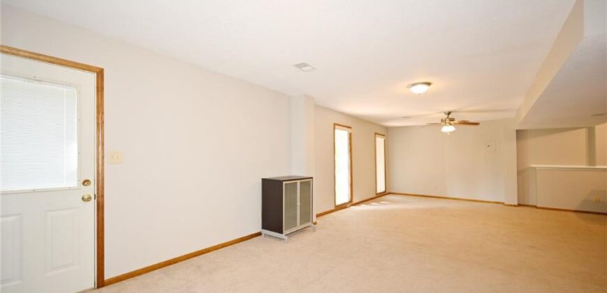 8516 N Winan Avenue, Kansas City, MO 64153