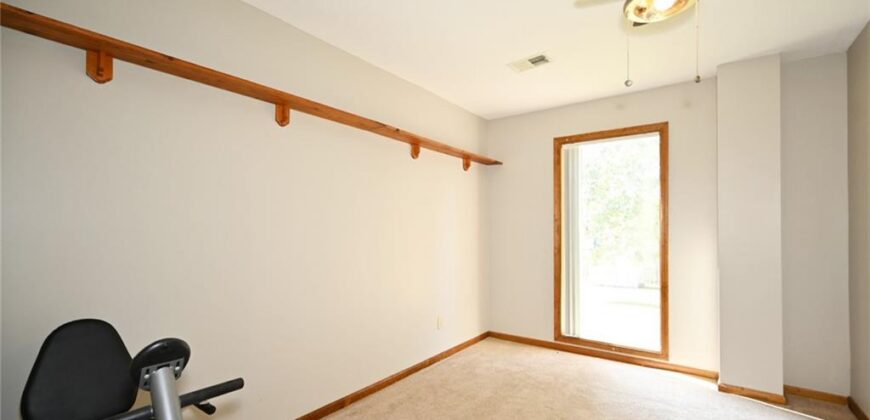 8516 N Winan Avenue, Kansas City, MO 64153