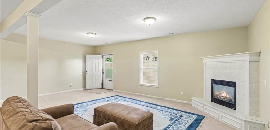3213 Devonshire Drive, Platte City, MO 64079