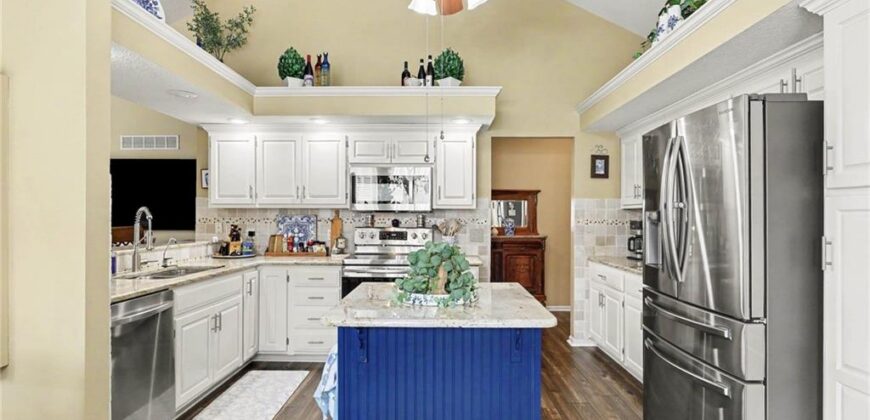 3213 Devonshire Drive, Platte City, MO 64079