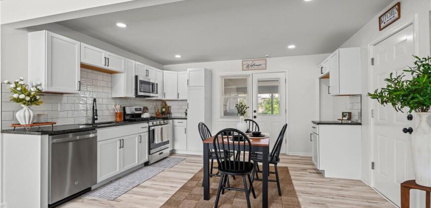2404 NE 60TH Street, Gladstone, MO 64118