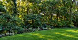 10245 Magnolia Lane, Parkville, MO 64152