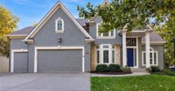 10245 Magnolia Lane, Parkville, MO 64152