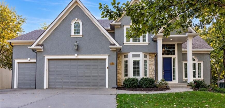 10245 Magnolia Lane, Parkville, MO 64152