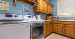 10245 Magnolia Lane, Parkville, MO 64152