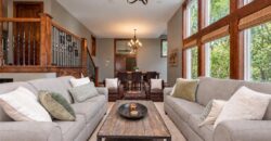10245 Magnolia Lane, Parkville, MO 64152
