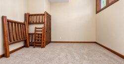 10245 Magnolia Lane, Parkville, MO 64152