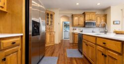 10245 Magnolia Lane, Parkville, MO 64152