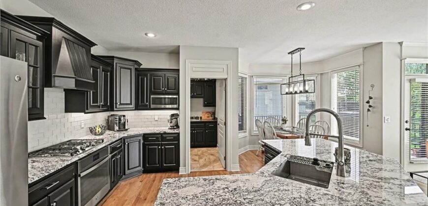 10139 N Montgall Avenue, Kansas City, MO 64155