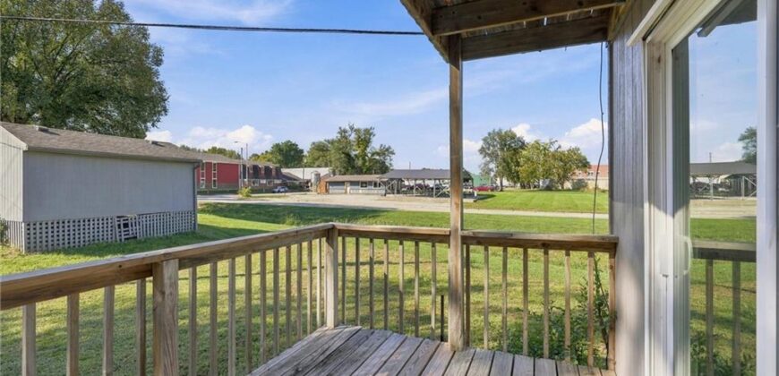 307B E Main Street, Smithville, MO 64089