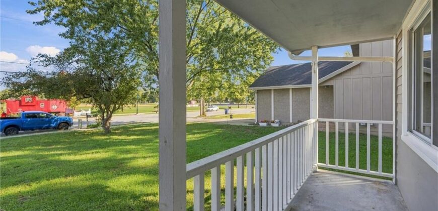 307B E Main Street, Smithville, MO 64089