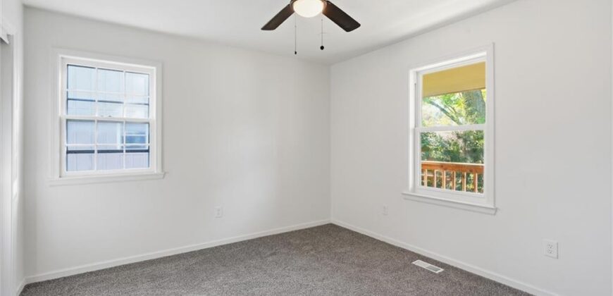 307A E Main Street, Smithville, MO 64089