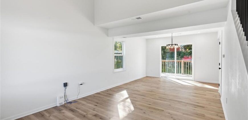 307A E Main Street, Smithville, MO 64089