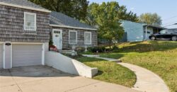 1513 NE Englewood Road, Kansas City, MO 64118