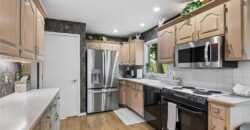 1513 NE Englewood Road, Kansas City, MO 64118