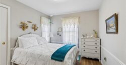 1513 NE Englewood Road, Kansas City, MO 64118