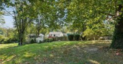 1513 NE Englewood Road, Kansas City, MO 64118