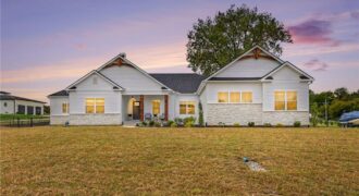 19920 NE F Highway, Smithville, MO 64089