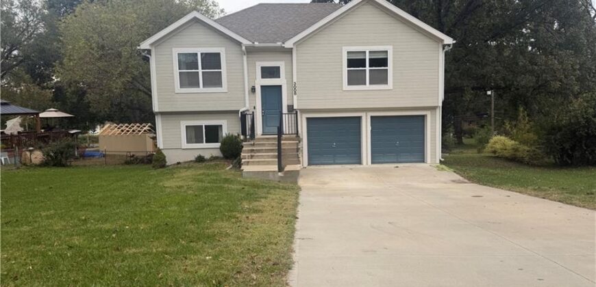 3008 NE 53rd Terrace, Kansas City, MO 64119