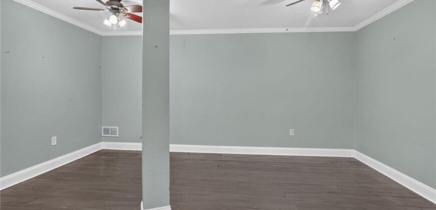 413 Shannon Avenue, Smithville, MO 64089