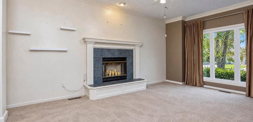 9921 N Highland Place, Kansas City, MO 64155