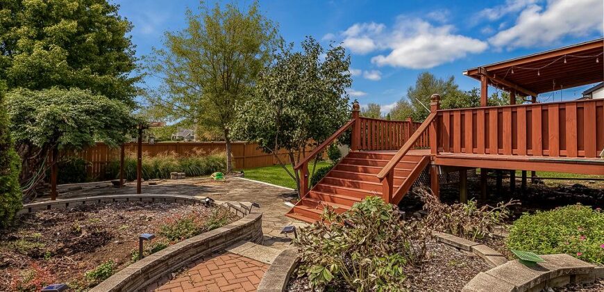 9921 N Highland Place, Kansas City, MO 64155