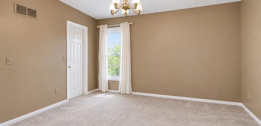 9921 N Highland Place, Kansas City, MO 64155