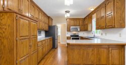 9921 N Highland Place, Kansas City, MO 64155
