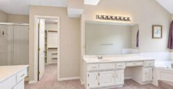 9921 N Highland Place, Kansas City, MO 64155