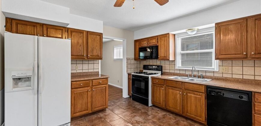 7512 N Baltimore Avenue, Gladstone, MO 64118
