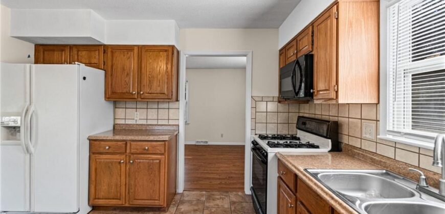 7512 N Baltimore Avenue, Gladstone, MO 64118