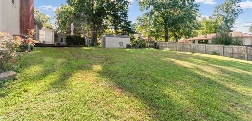 7512 N Baltimore Avenue, Gladstone, MO 64118
