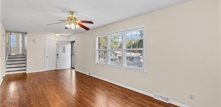 7512 N Baltimore Avenue, Gladstone, MO 64118
