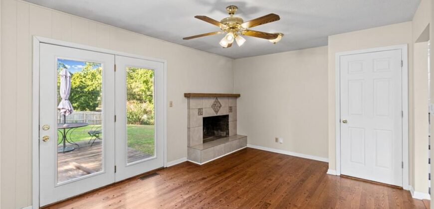 7512 N Baltimore Avenue, Gladstone, MO 64118