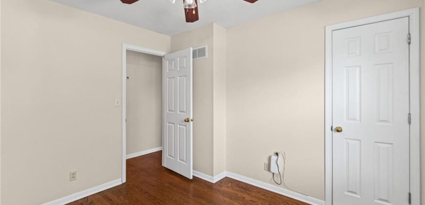 7512 N Baltimore Avenue, Gladstone, MO 64118