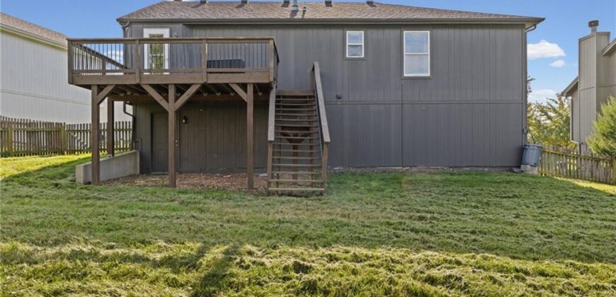 9120 NE 115th Terrace, Kansas City, MO 64157