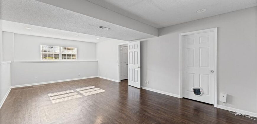 9120 NE 115th Terrace, Kansas City, MO 64157