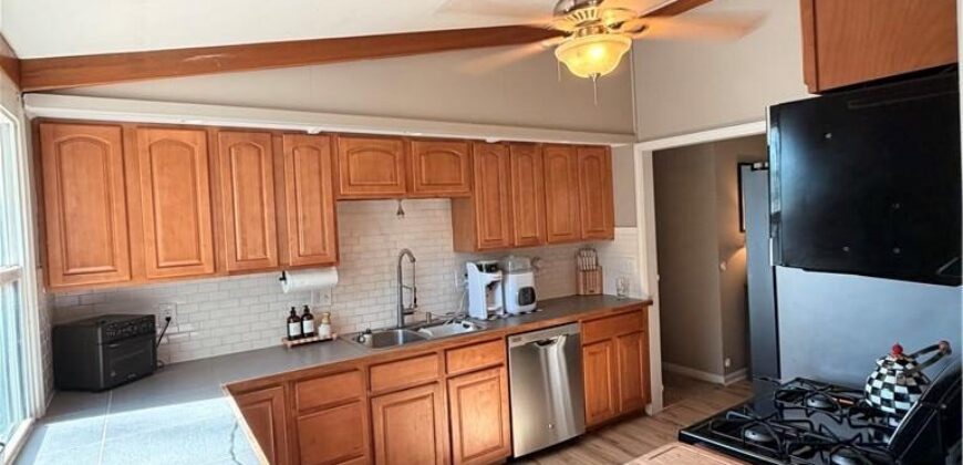 6923 NW 78th Street, Kansas City, MO 64152