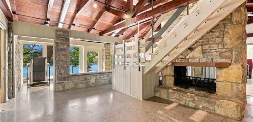 7810 NW Scenic Drive, Weatherby Lake, MO 64152